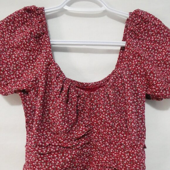 HOLLISTER CALIFORNIA - Regular | xs | Red Floral Puff Sleeve Mini Dress - Picture 4 of 14